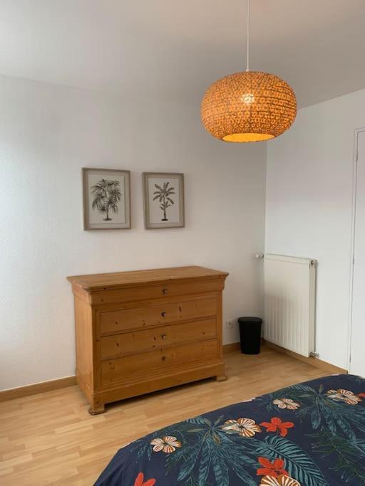 Agreable Maison Meublee Cherbourg-en-Cotentin Exterior foto