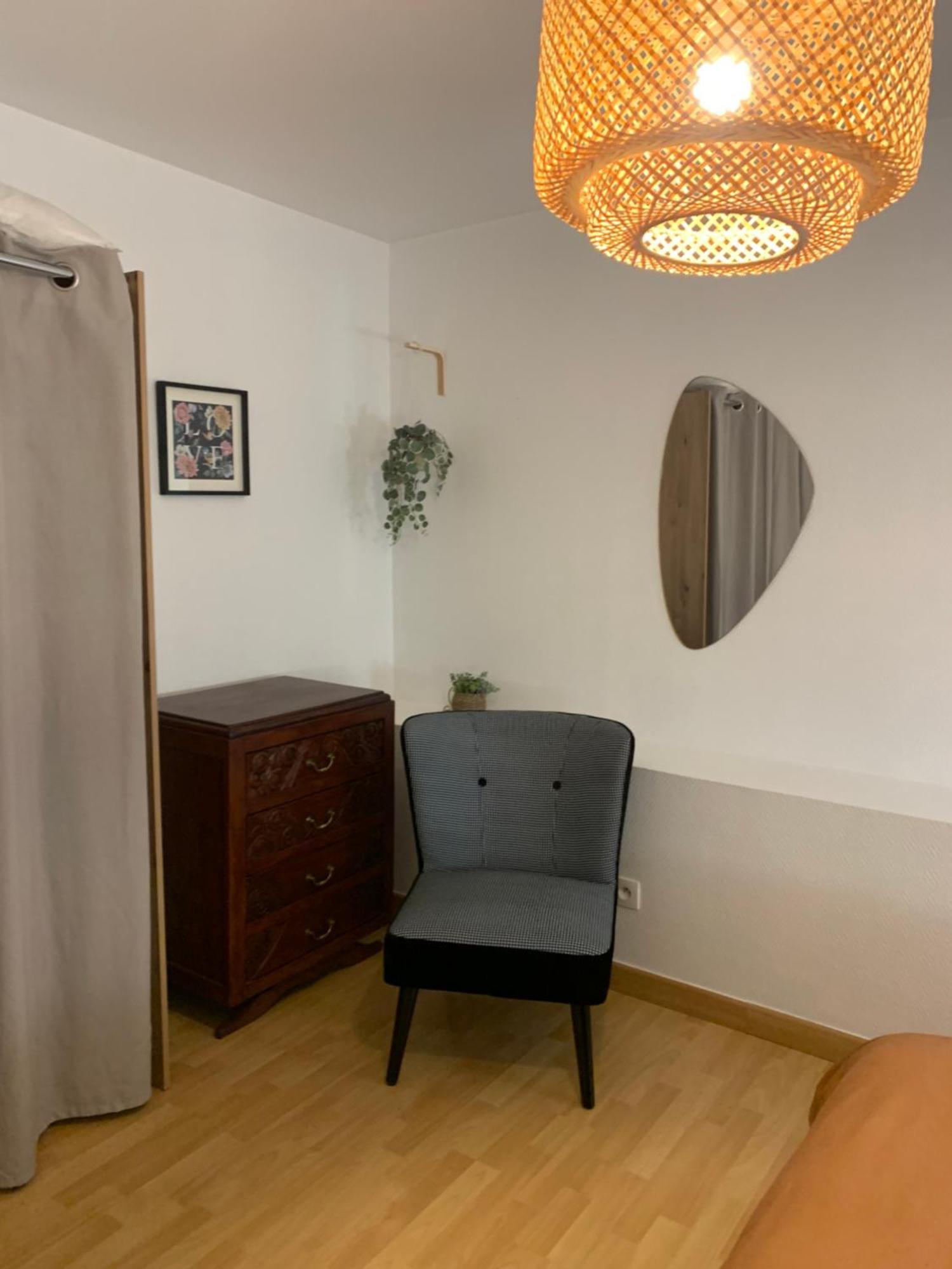 Agreable Maison Meublee Cherbourg-en-Cotentin Exterior foto